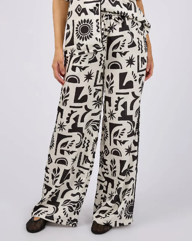 All About Eve Array Pant Print